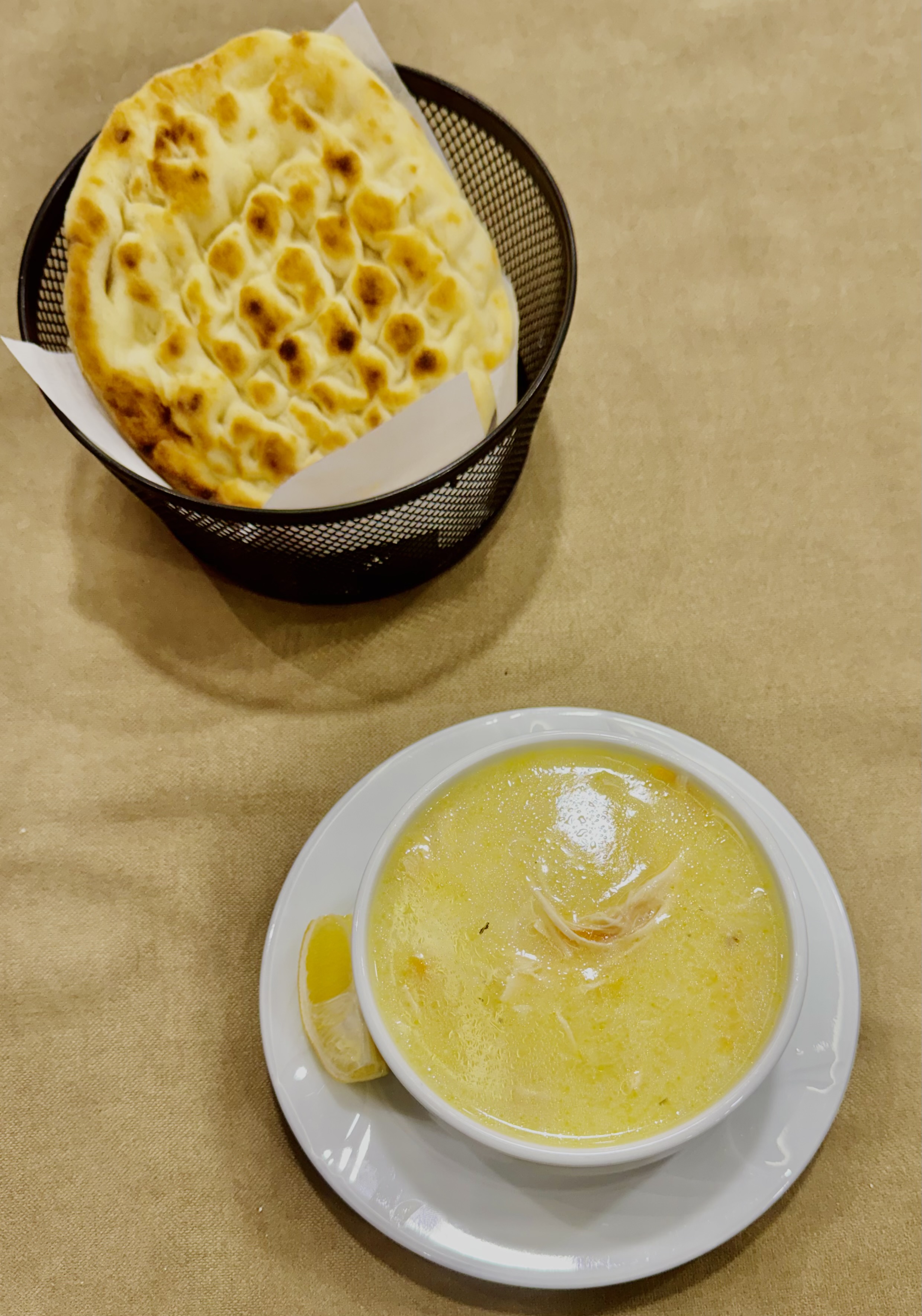 Tavuk Suyu Çorbası