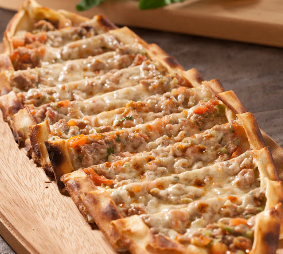 Kaşarlı Mantarlı Pide