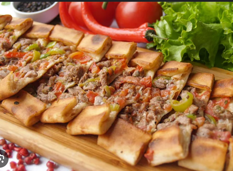 Kuşbaşılı Pide